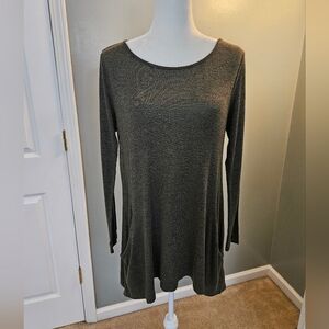 Maurices 24/7 Green Tunic with Pockets Open Back Women's Size Medium M